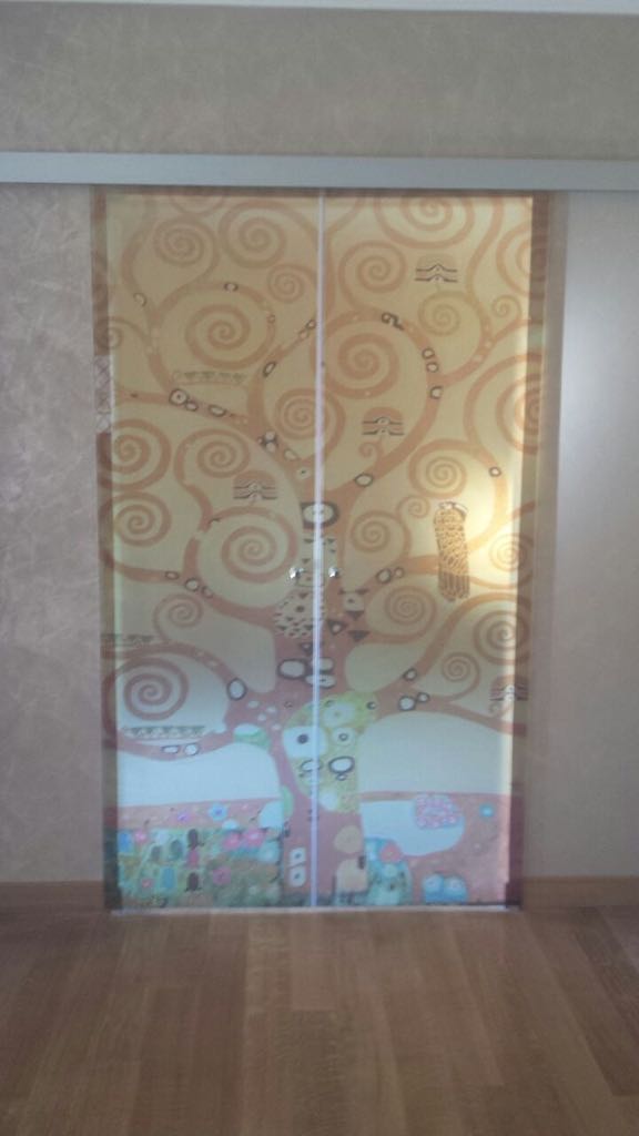 playcoloUr porte a vetri quadri immagini stampe su porte vetrovicenza bergamo verona rovigo reggio emilia porta a vetro scorrevole design immagine stampata vetreria verona vetreria vicenza vetreria arzignano vetreria padova scrigno eclisse porte tuttovetro