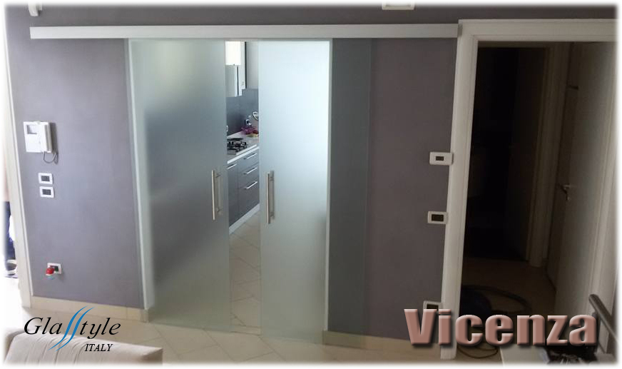 vicenza porte verona porte padova porte mestre porte pordenone porte san dona porte vetro tuttovetrovetro palycolor porta a vetro scorrevole design immagine stampata vetreria verona vetreria vicenza vetreria arzignano vetreria padova scrigno eclisse porte tuttovetro