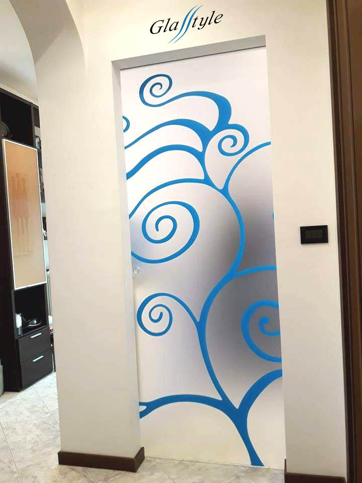 porta in vetro scorrevole sabbiata su msiura