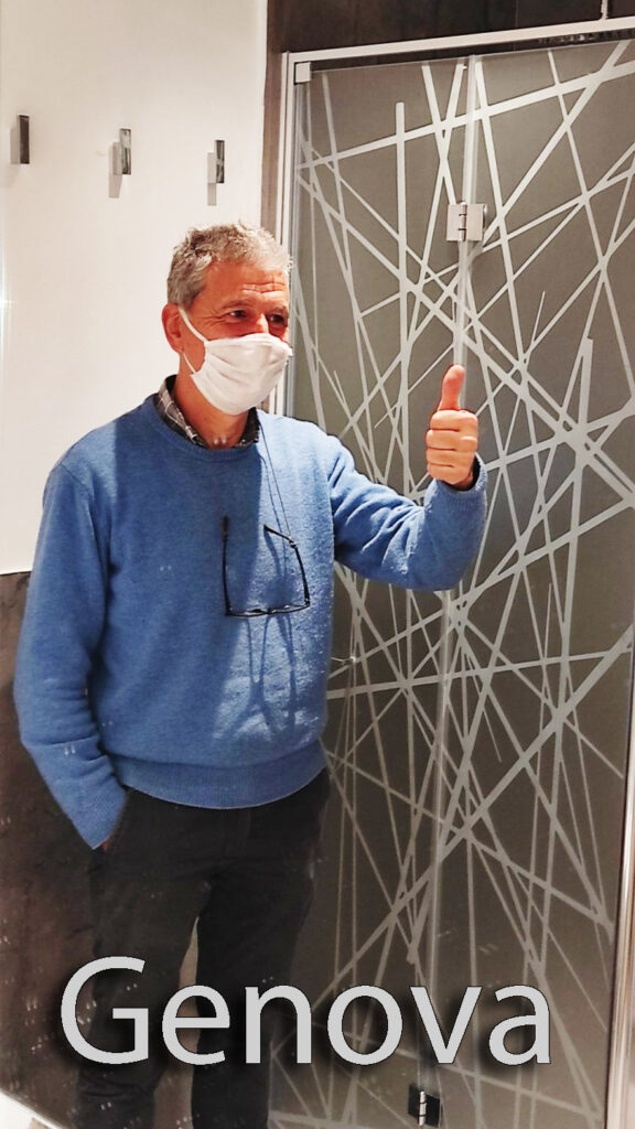 porte a vetro,porta a  vetro scorrevole,porta vetro design,clienti contenti,realizzazione porte vetro,produzione porte in vetro,laboratorio porte a vetri,porte vetro pordenone,porta a vetro udine,porte in vetro mestre,porta a vetro verona,porte a vetri vicenza,porta vetro design playcolor,playcolor porte,porte vetro,porte scorrevoli design