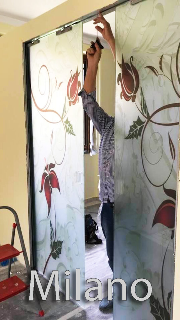 porte a vetro,porta a  vetro scorrevole,porta vetro design,clienti contenti,realizzazione porte vetro,produzione porte in vetro,laboratorio porte a vetri,porte vetro pordenone,porta a vetro udine,porte in vetro mestre,porta a vetro verona,porte a vetri vicenza,porta vetro design playcolor,playcolor porte,porte vetro,porte scorrevoli design